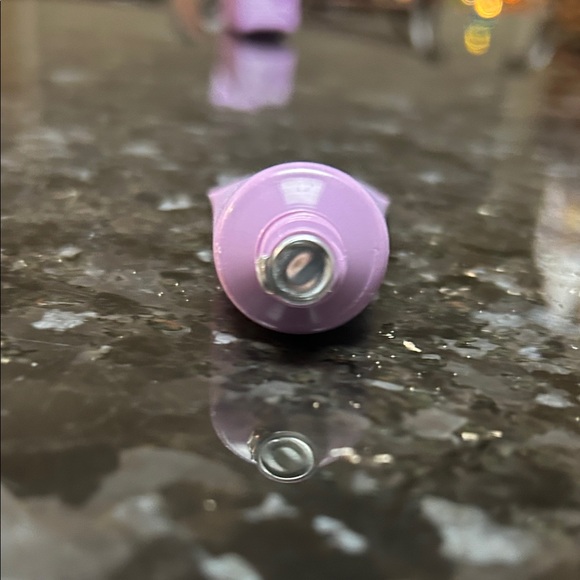 FLOURISH THICKENING STYLING TREATMENT - Picture 2 of 2